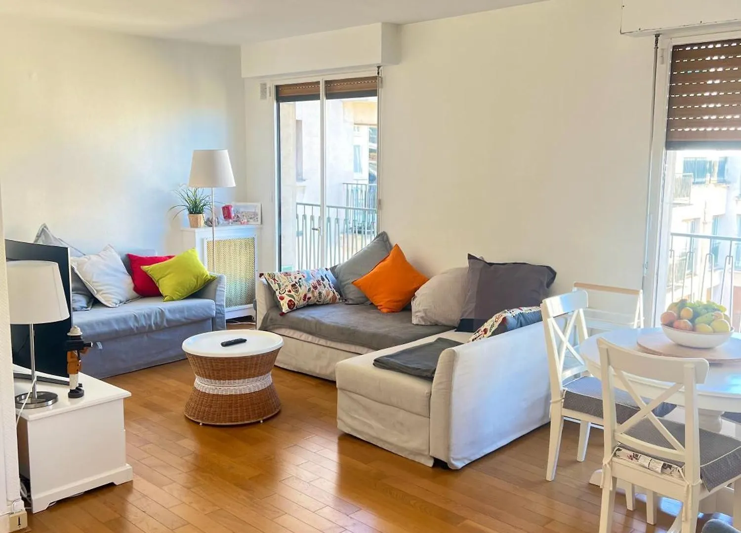 Bright And Comfortable Passy, Trocadero Apartment *